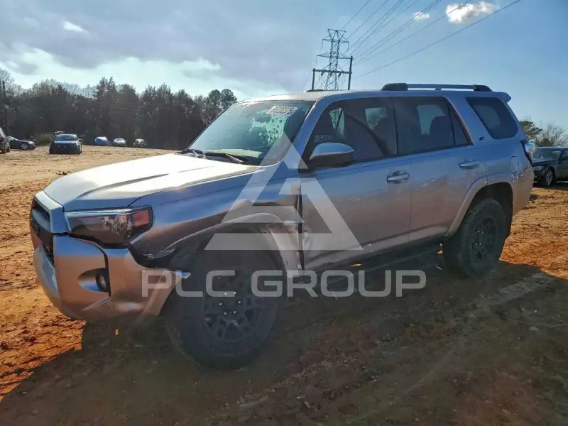 2023 Toyota 4 RUNNER photo