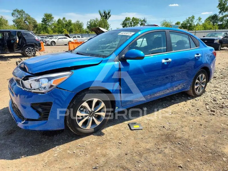 2023 KIA Rio фото