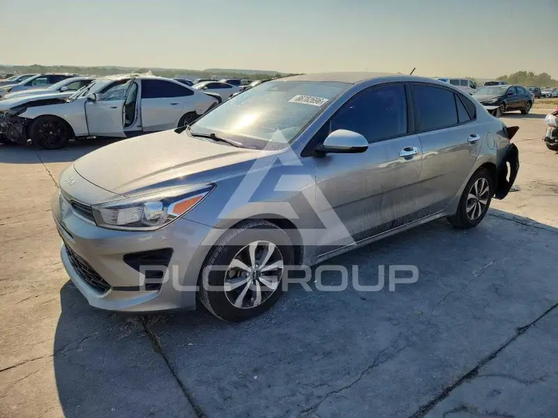2023 KIA Rio фото