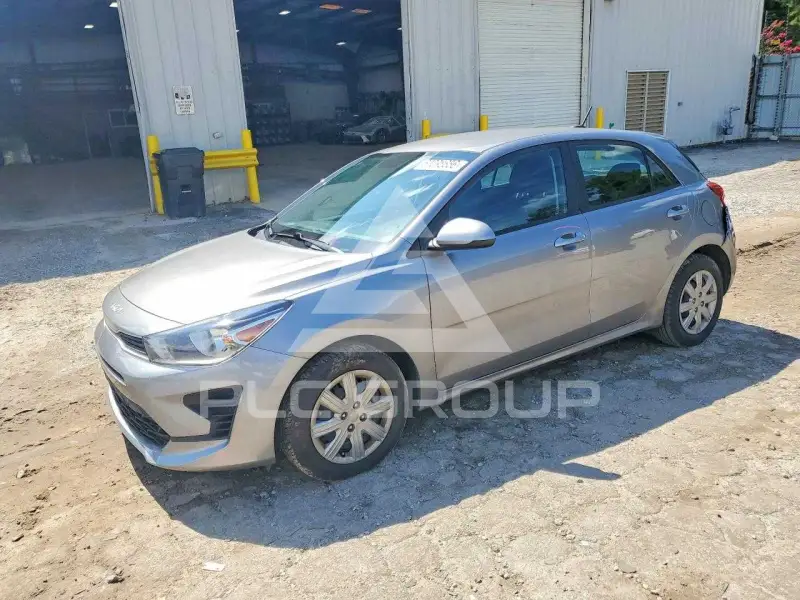 2023 KIA Rio фото