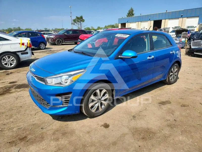 2023 KIA Rio фото