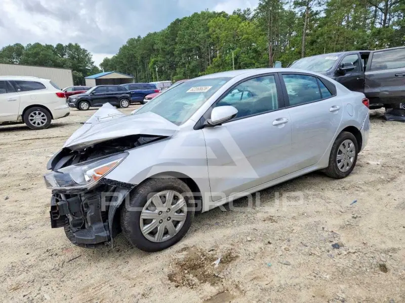 2023 KIA Rio фото