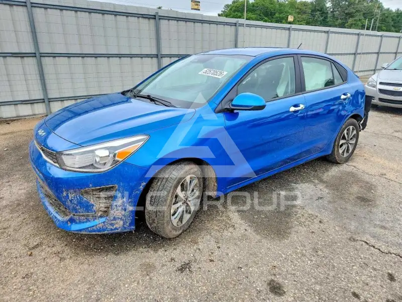 2023 KIA Rio фото