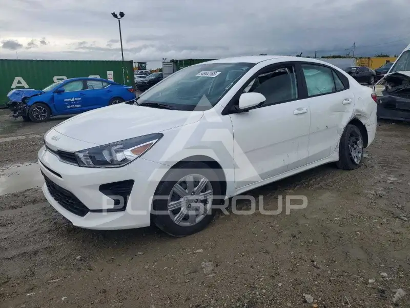 2023 KIA Rio фото