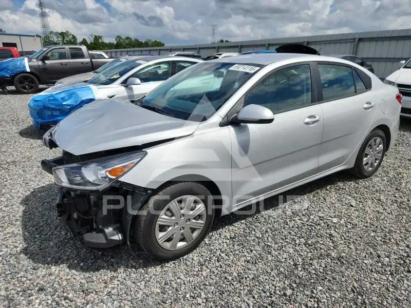 2023 KIA Rio фото