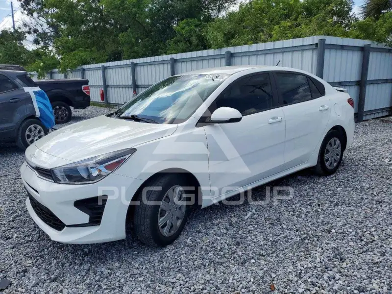 2023 KIA Rio фото