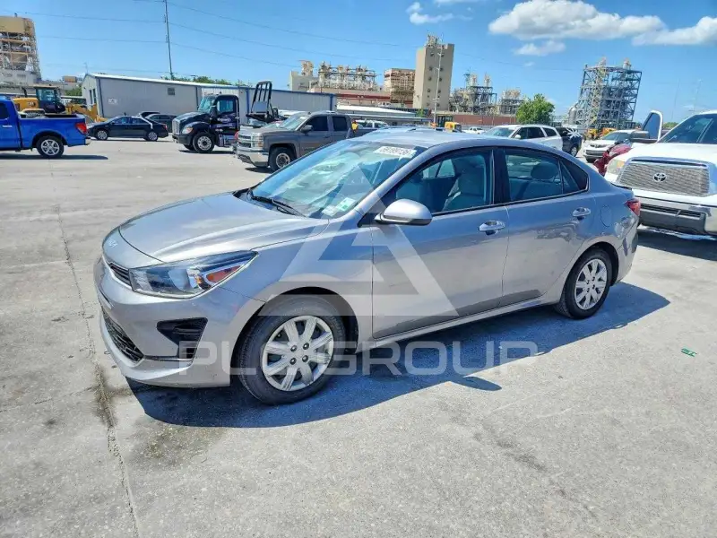 2023 KIA Rio фото