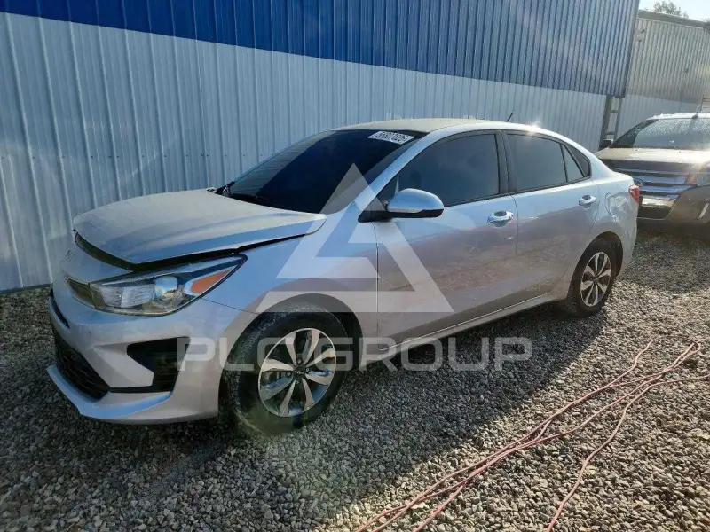 2023 KIA Rio фото