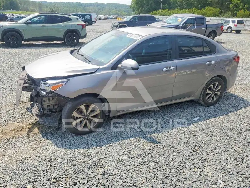 2023 KIA Rio photo