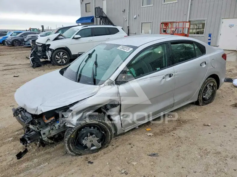 2023 KIA Rio фото