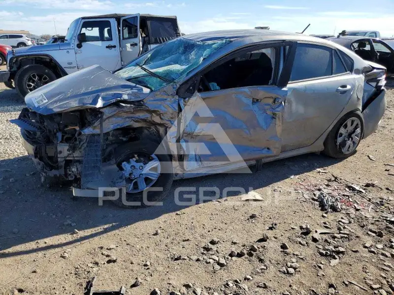 2023 KIA Rio photo