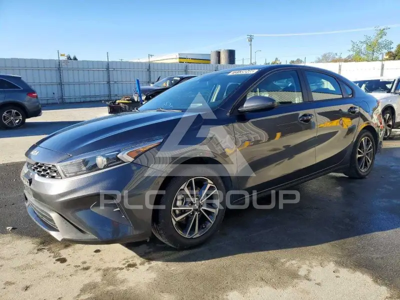 2023 KIA Forte фото