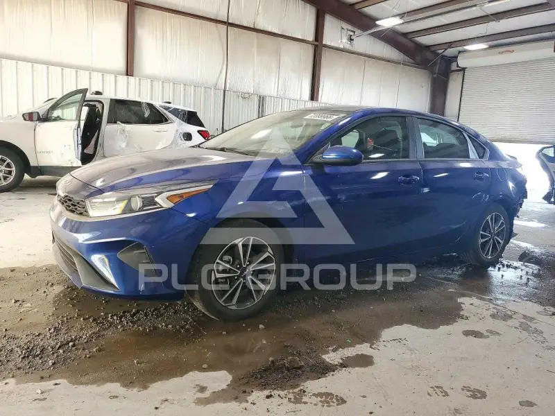 2023 KIA Forte фото