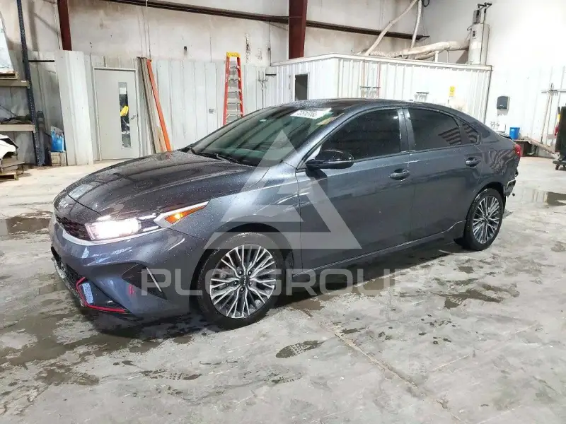 2023 KIA Forte photo