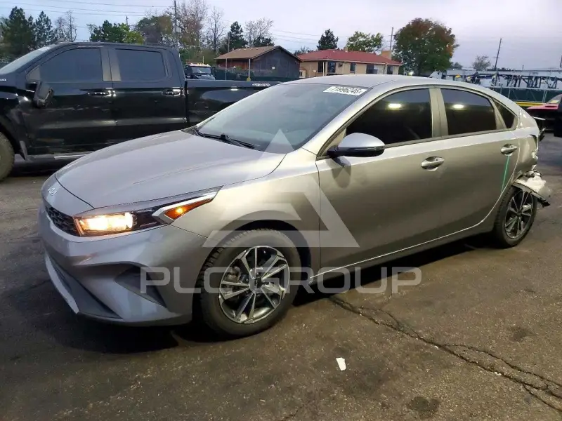 2023 KIA Forte фото