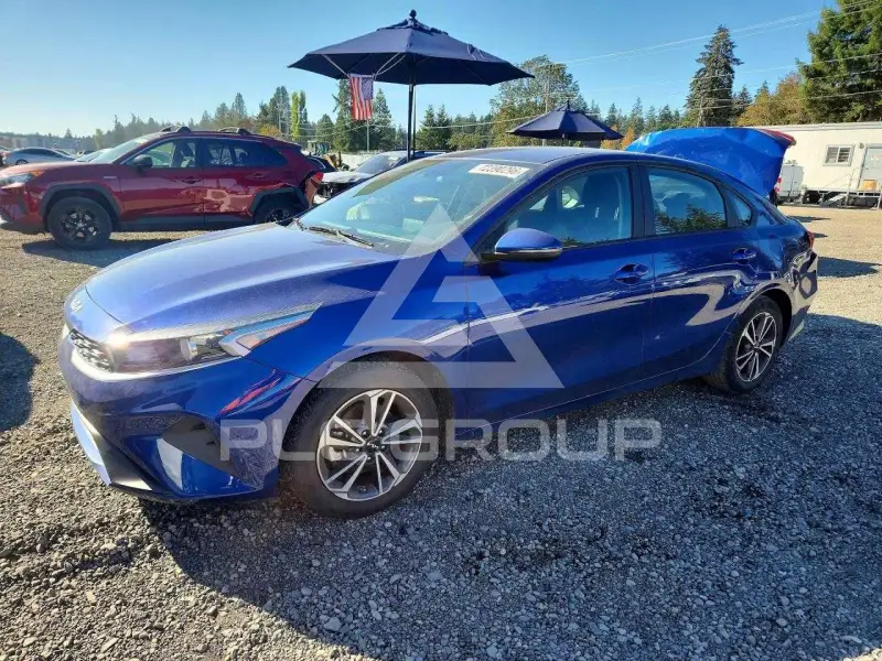 2023 KIA Forte фото