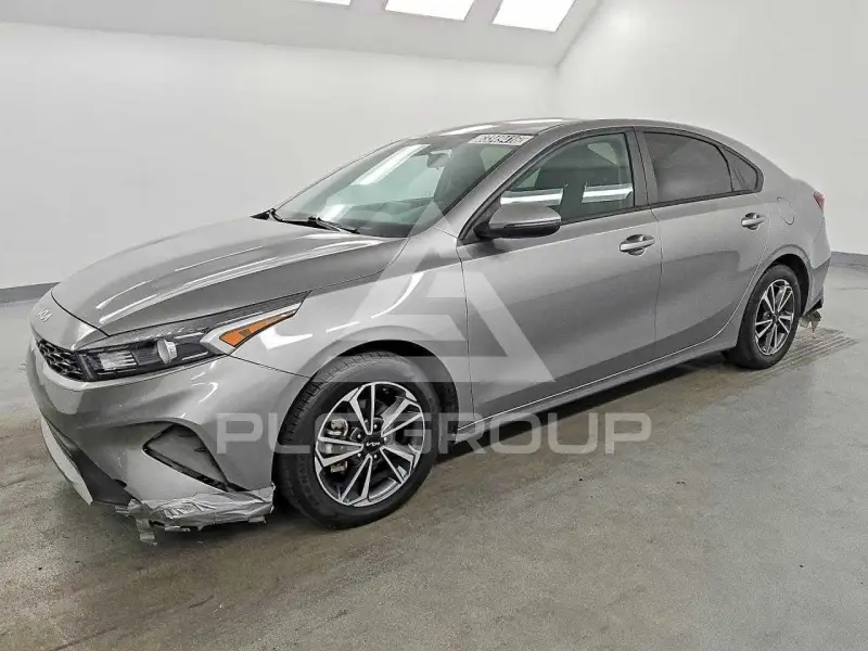 2023 KIA Forte photo