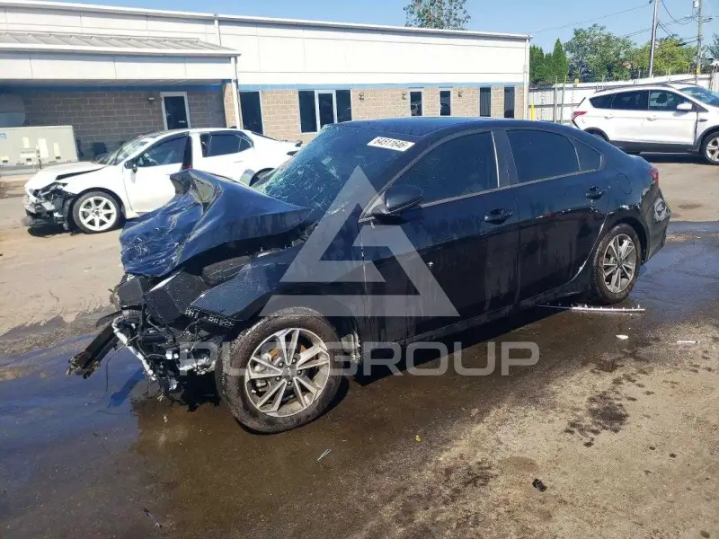 2023 KIA Forte фото