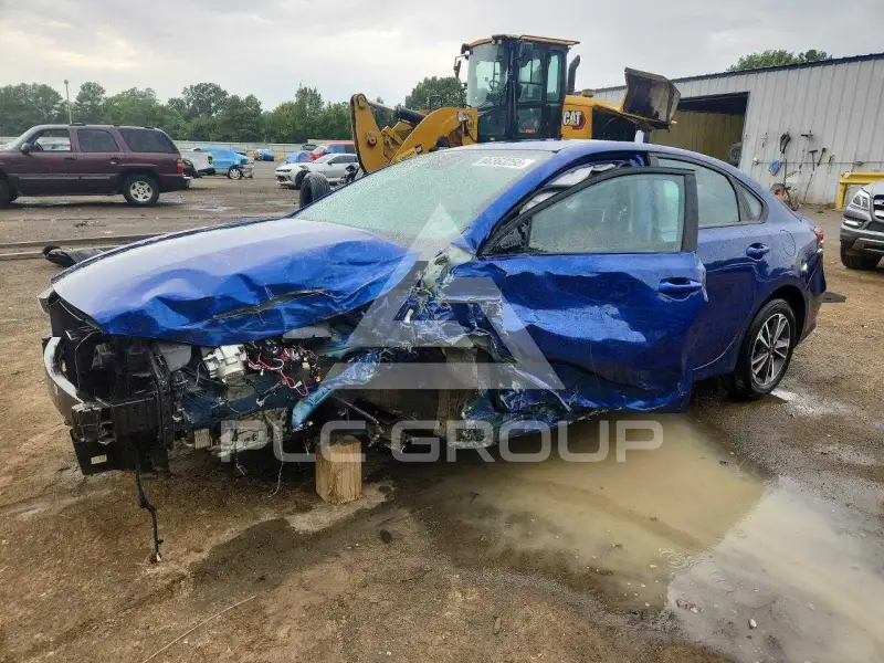 2023 KIA Forte photo