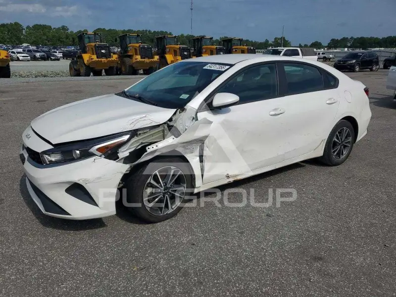 2023 KIA Forte photo