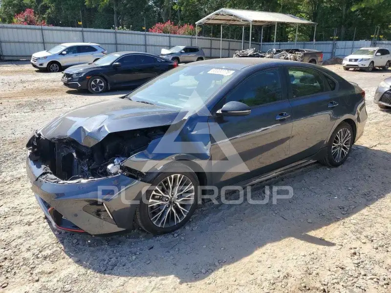 2023 KIA Forte photo