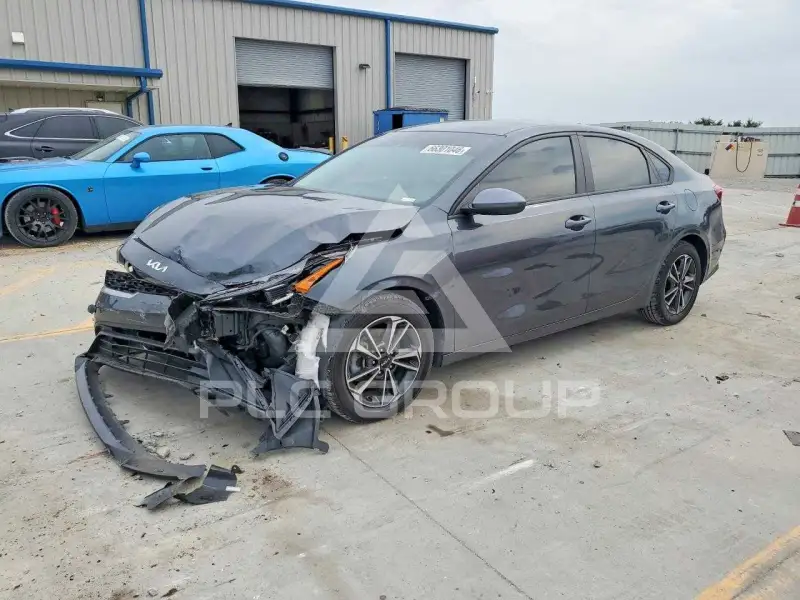 2023 KIA Forte фото