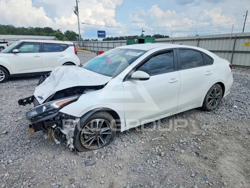 2023 KIA Forte фото