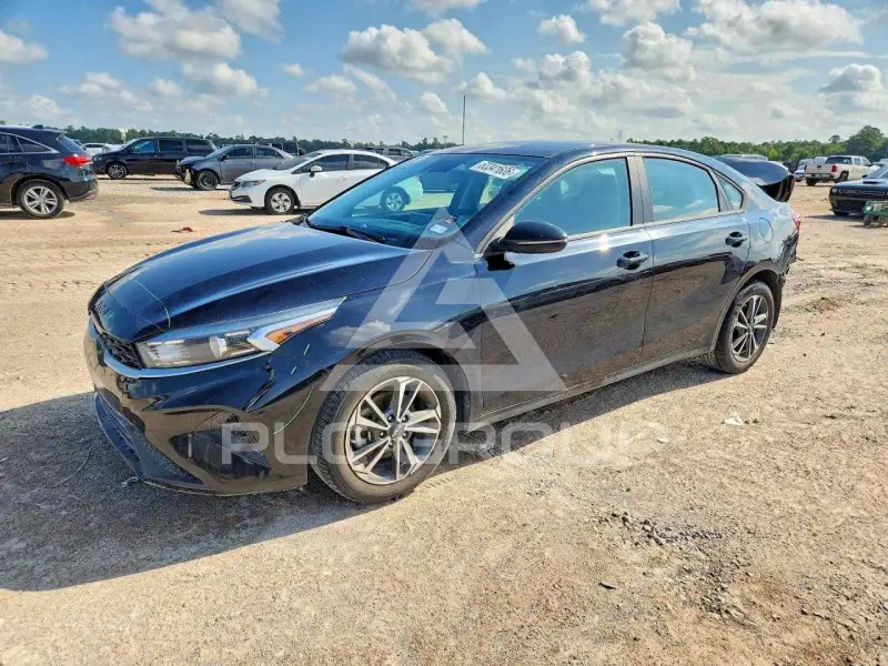 2023 KIA Forte фото