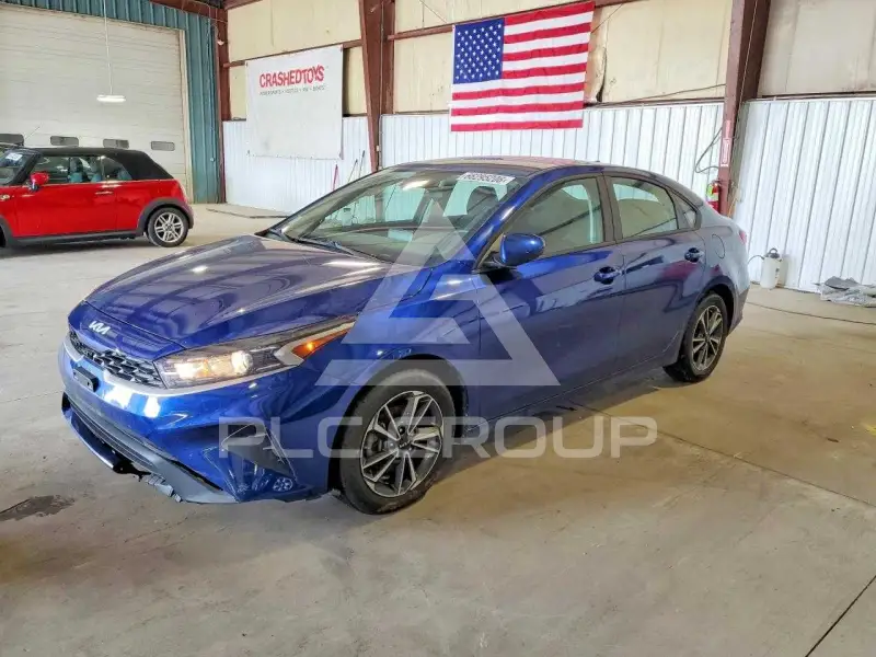 2023 KIA Forte фото