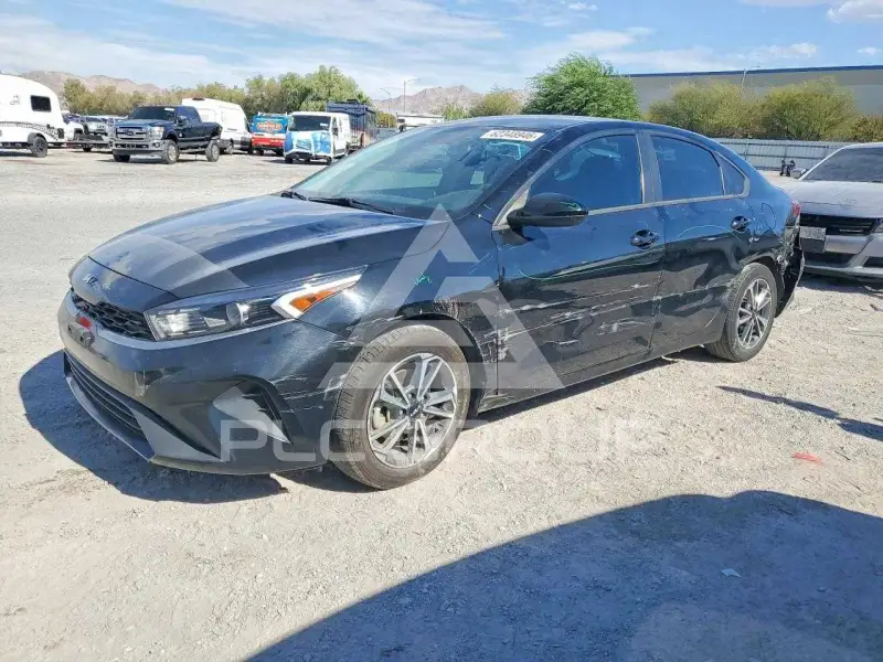 2023 KIA Forte photo