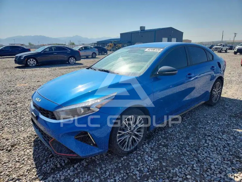 2023 KIA Forte фото