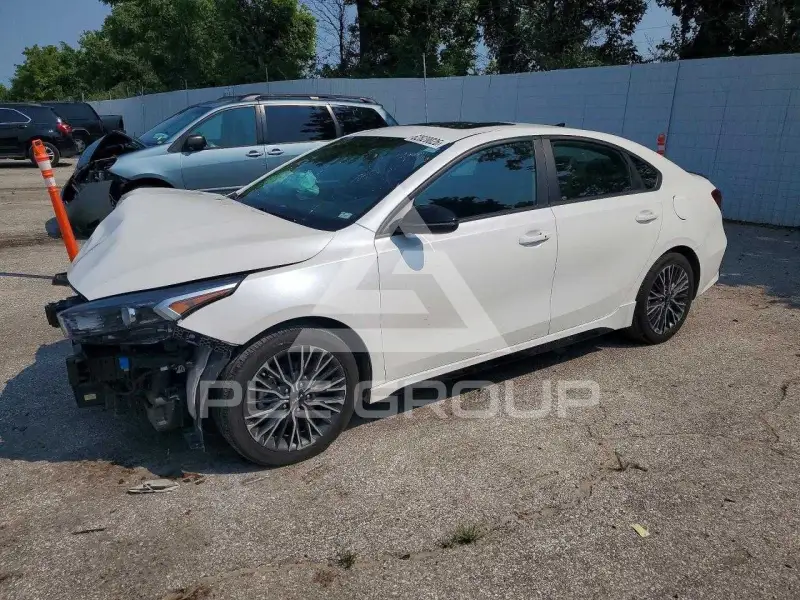 2023 KIA Forte photo