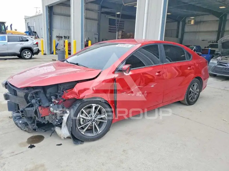 2023 KIA Forte фото