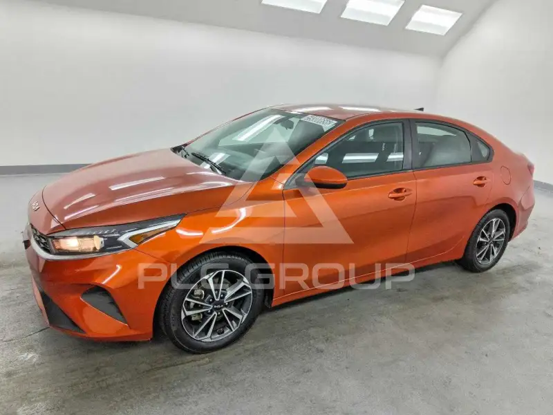 2023 KIA Forte фото