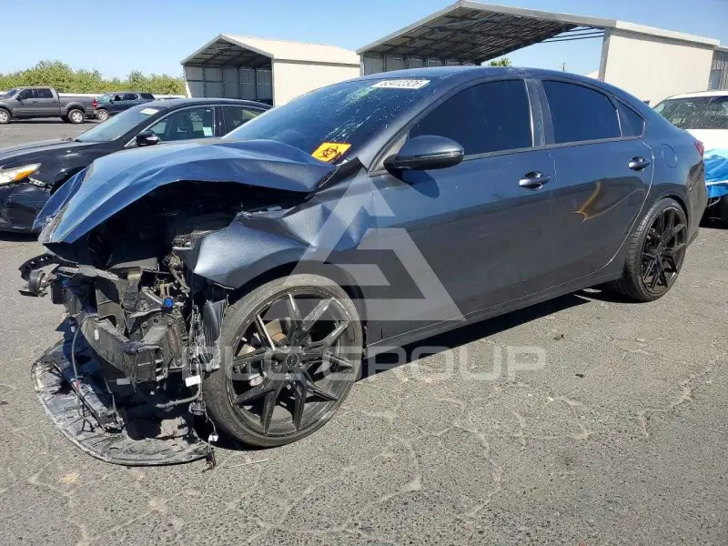 2023 KIA Forte photo