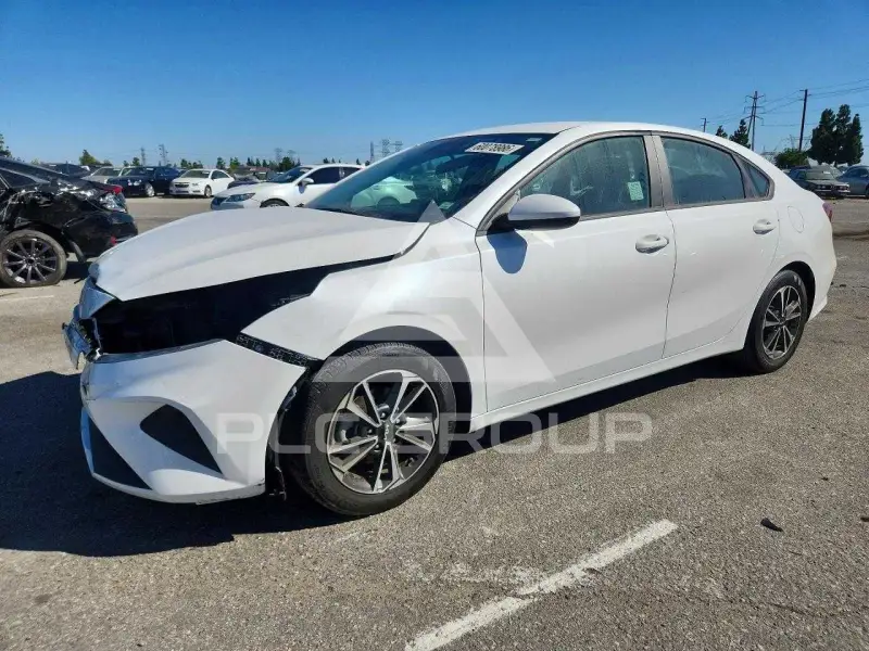2023 KIA Forte photo