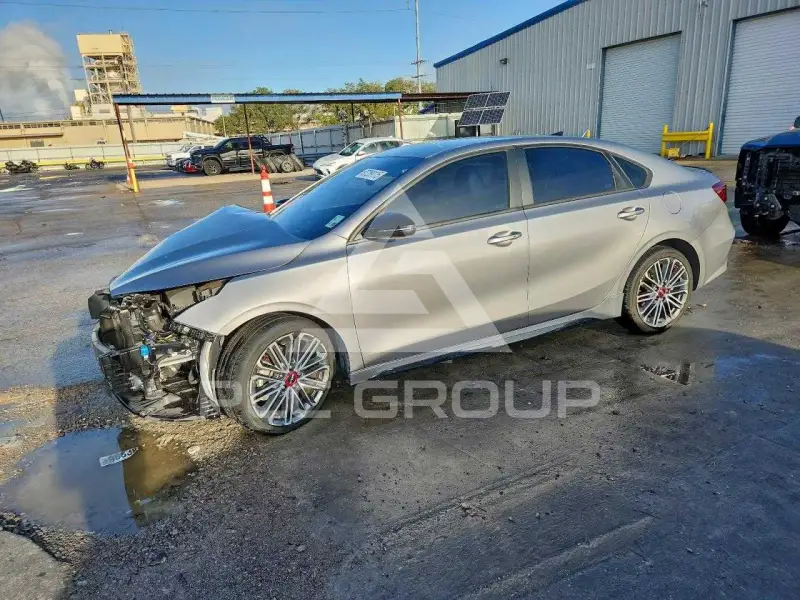 2023 KIA Forte photo