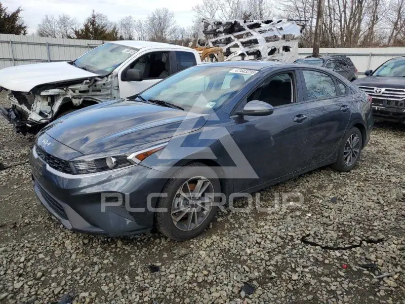 2023 KIA Forte фото