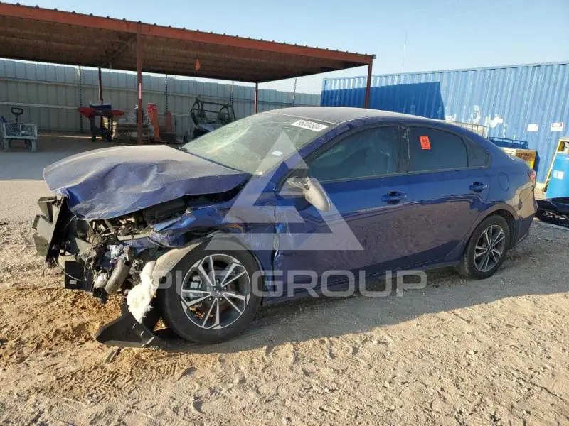 2023 KIA Forte photo