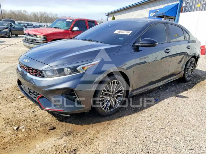 2023 KIA Forte фото