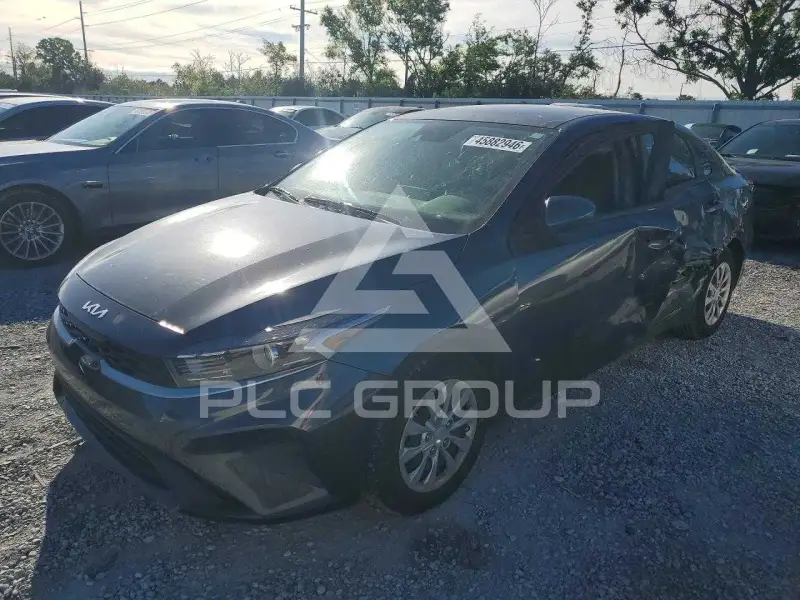 2023 KIA Forte фото