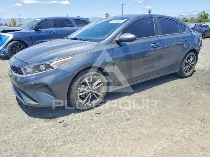 2023 KIA Forte photo