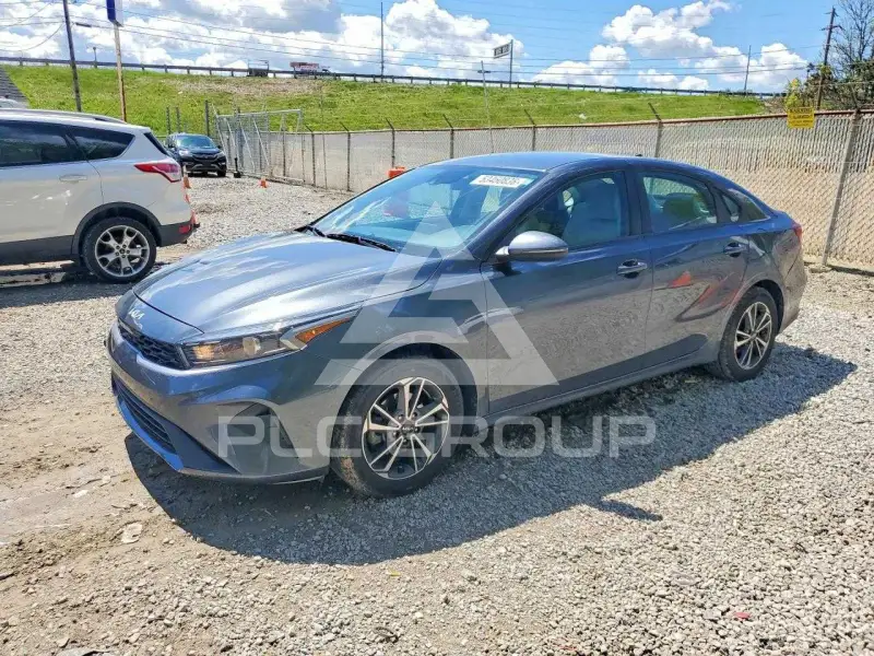 2023 KIA Forte фото