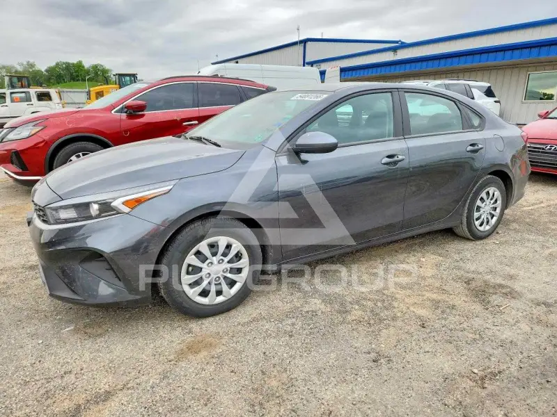 2023 KIA Forte фото