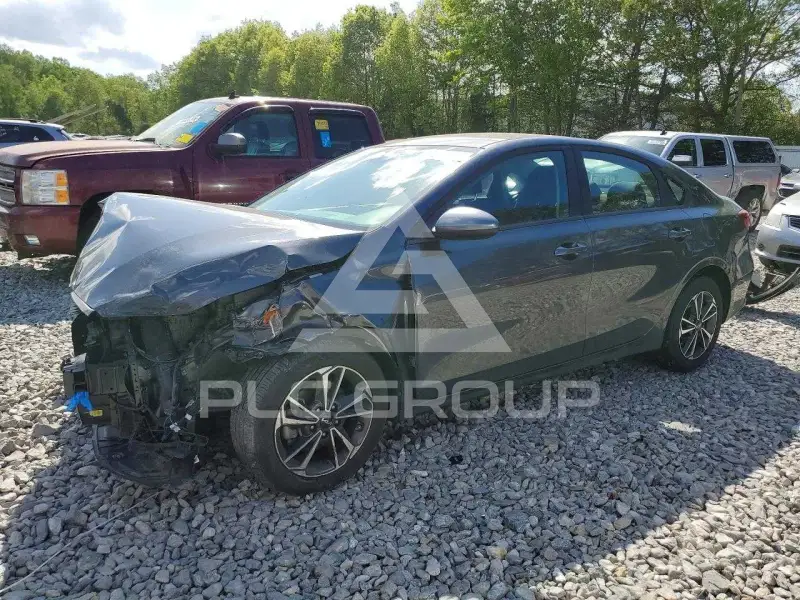 2023 KIA Forte photo