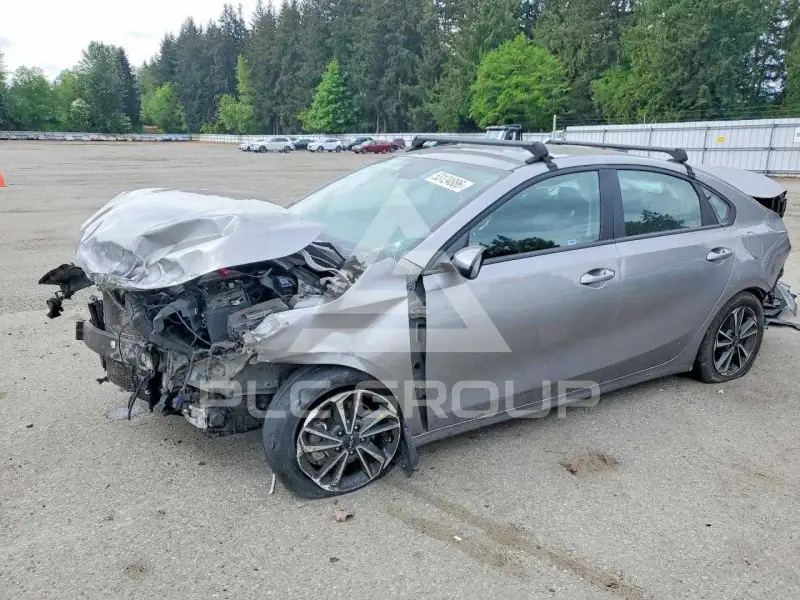 2023 KIA Forte фото