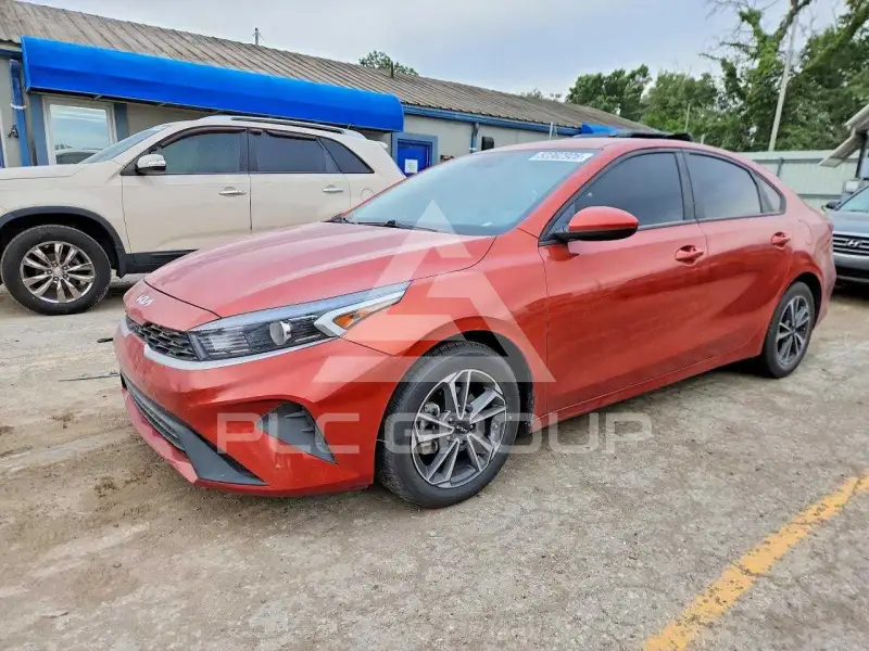 2023 KIA Forte фото