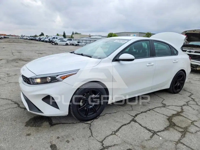 2023 KIA Forte фото