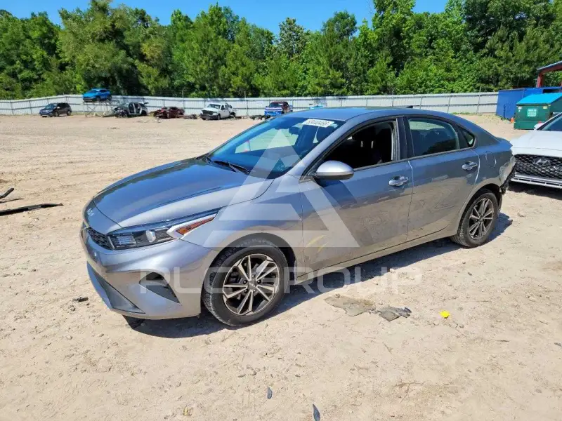 2023 KIA Forte photo
