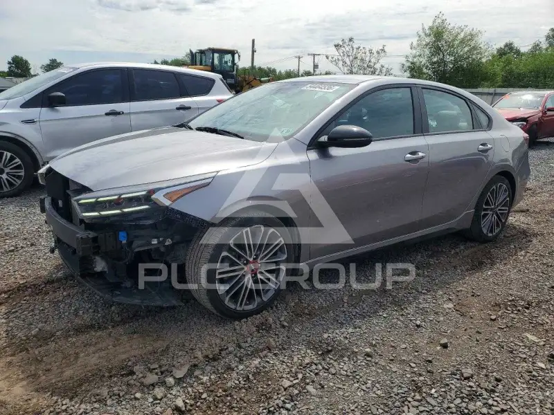 2023 KIA Forte photo